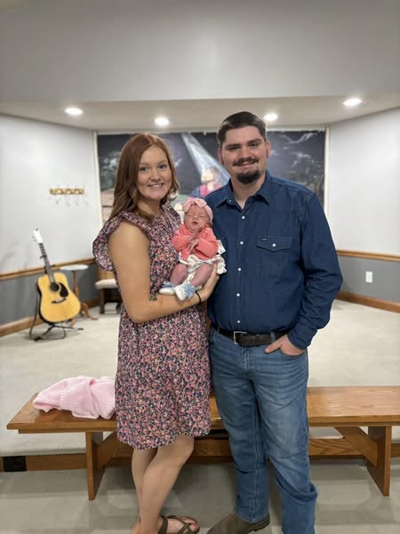 Joseph Maynard Car Accident – Oakleigh and Hunter Lyons Obituary Kentucky: In loving memory of beloved KY dad and daughter killed in Breckinridge County car accident